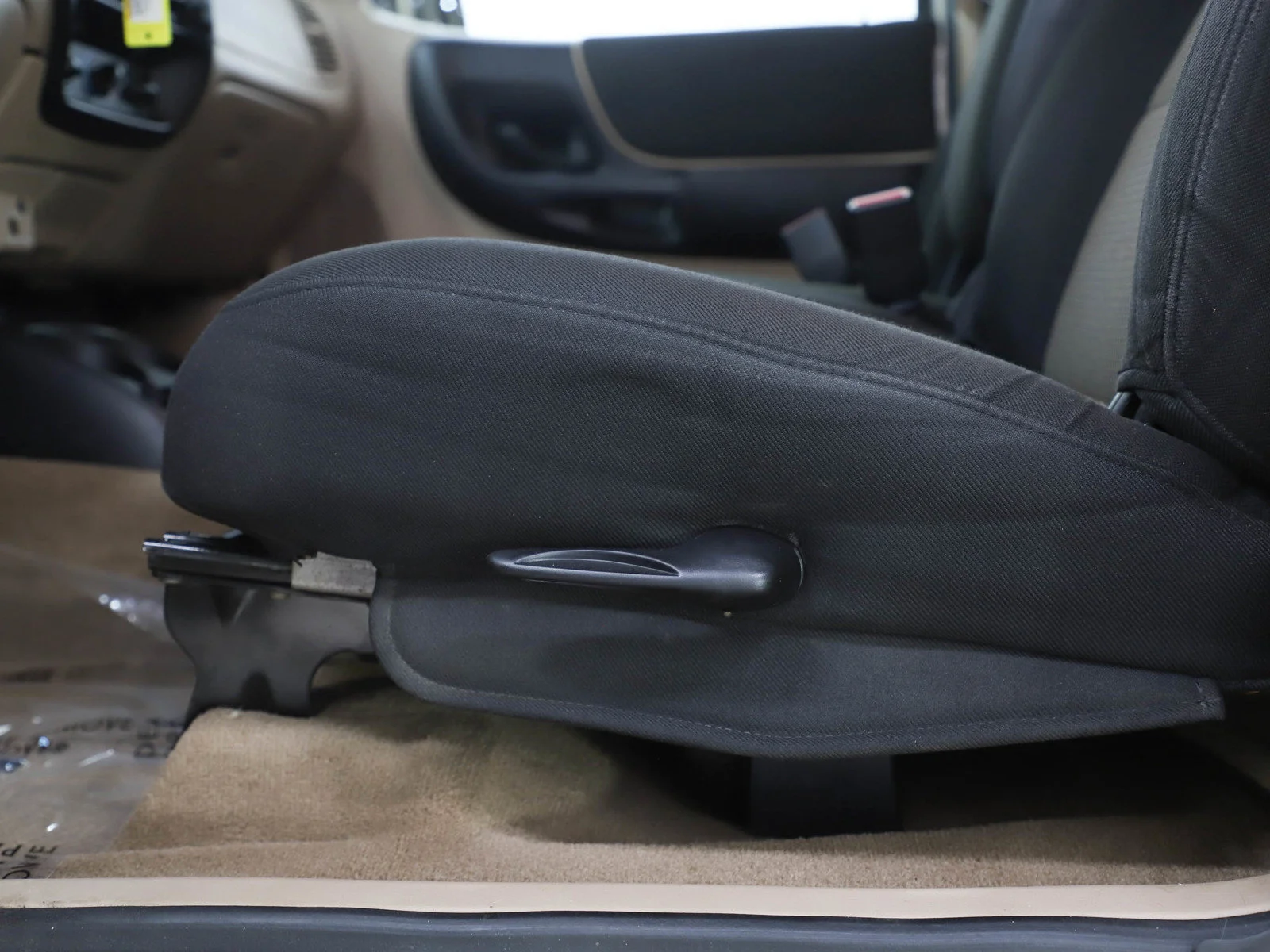 Used 2003  Ford XLT image 18