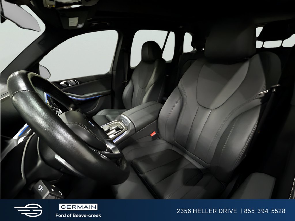 Used 2021 Black Sapphire Metallic BMW xDrive40i image 19