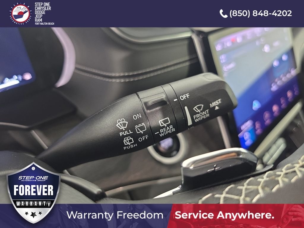 Used 2025 Silver Jeep Limited image 22