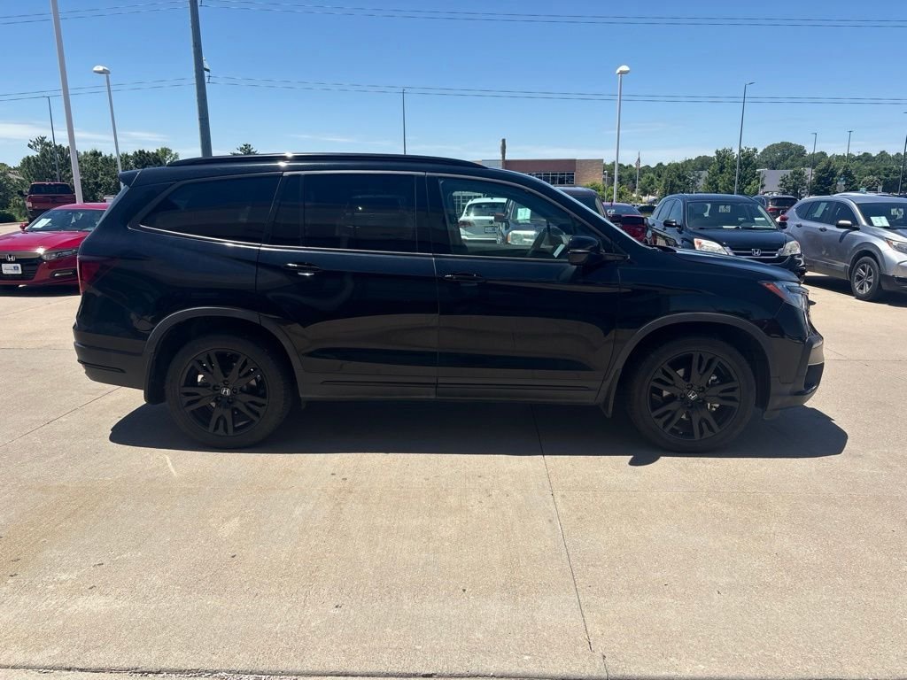 Used 2021 Black Honda Black Edition image 4