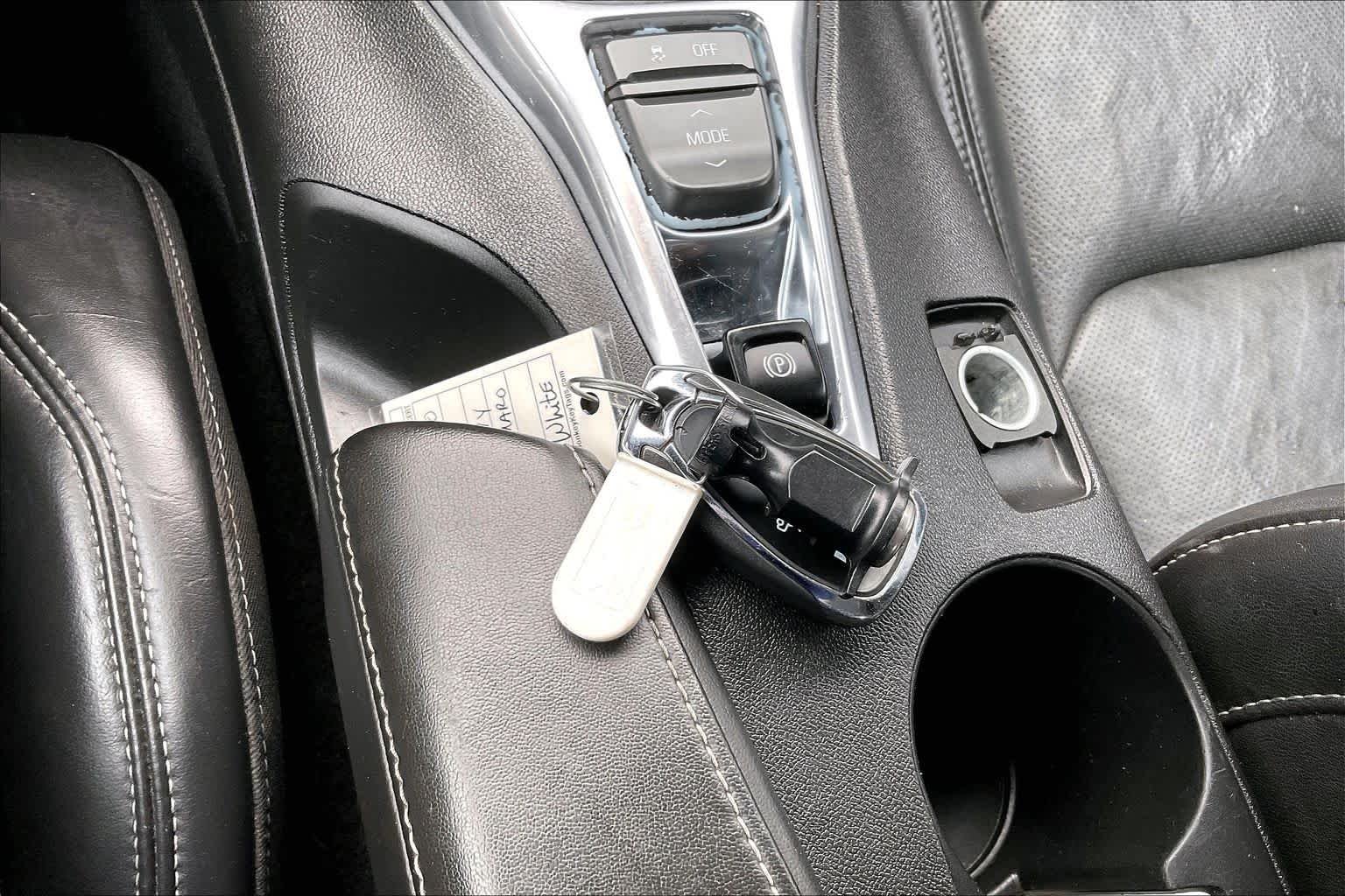 Used 2019 Summit White Chevrolet 2SS image 13
