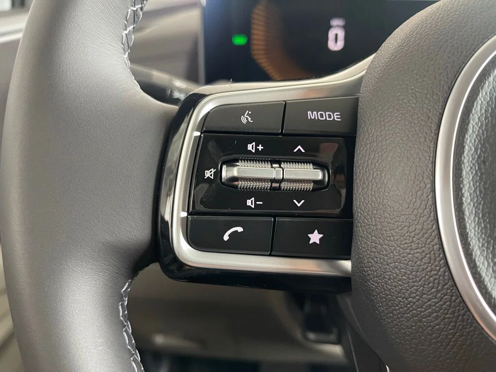 New 2026 White Kia EX image 23