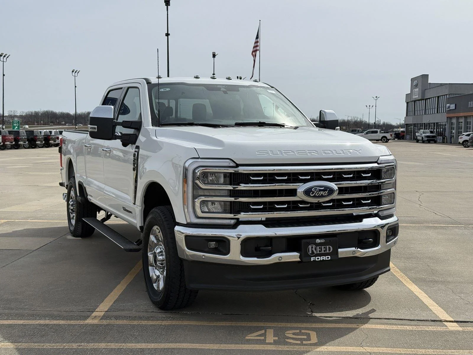 New 2026 Star White Metallic Tri-Coat Ford LARIAT image 2