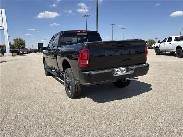 New 2026 Diamond Black Crystal Pearl-Coat  Paint Ram TRADESMAN CREW CAB 4X4 image 6