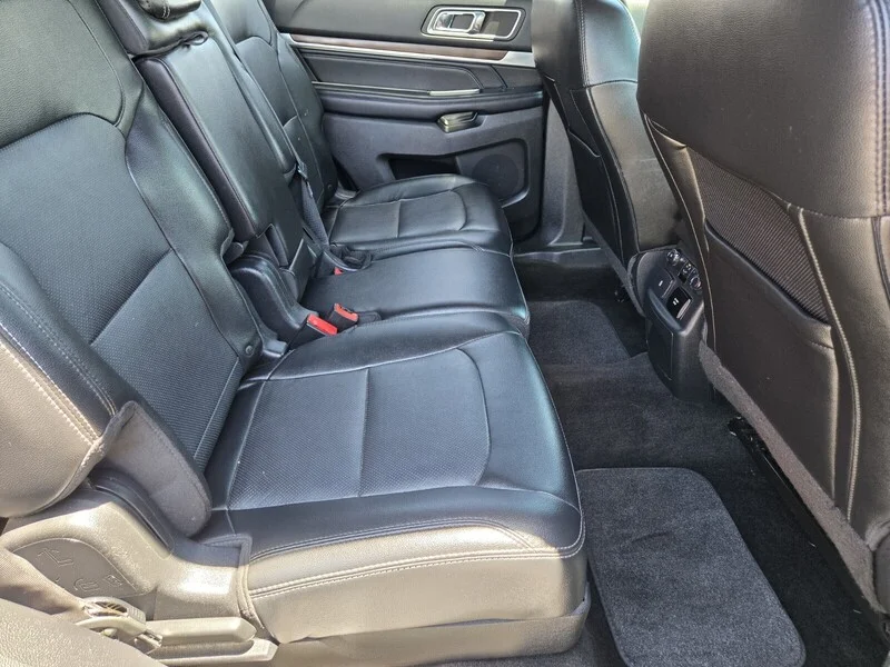 Used 2016 SHADOW BLACK Ford Limited image 13
