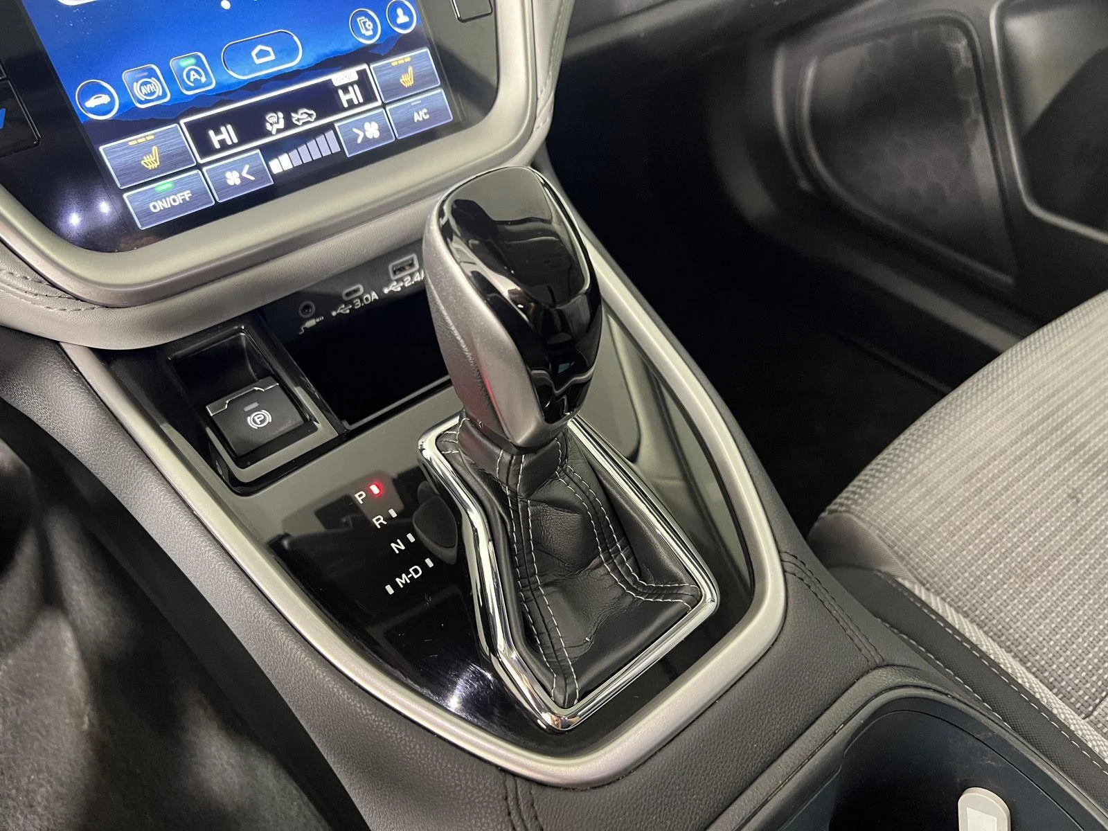 Used 2024 Magnetite Gray Metallic Subaru Premium image 38