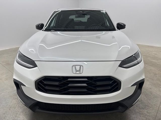 Used 2026 Platinum White Pearl Honda Sport image 2