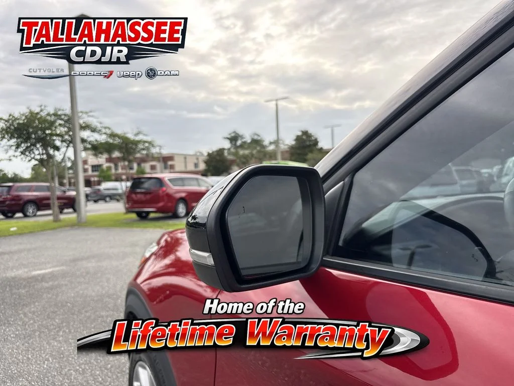 Used 2023 Red Metallic Ford Platinum image 12