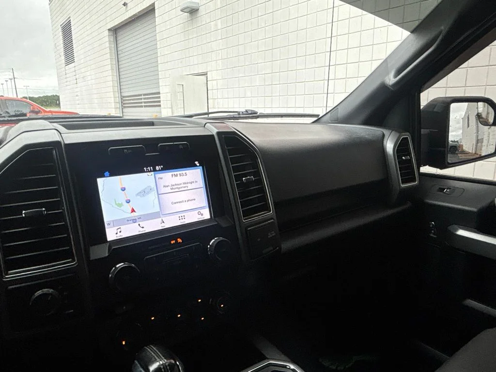 Used 2018 Gray Ford XLT image 15