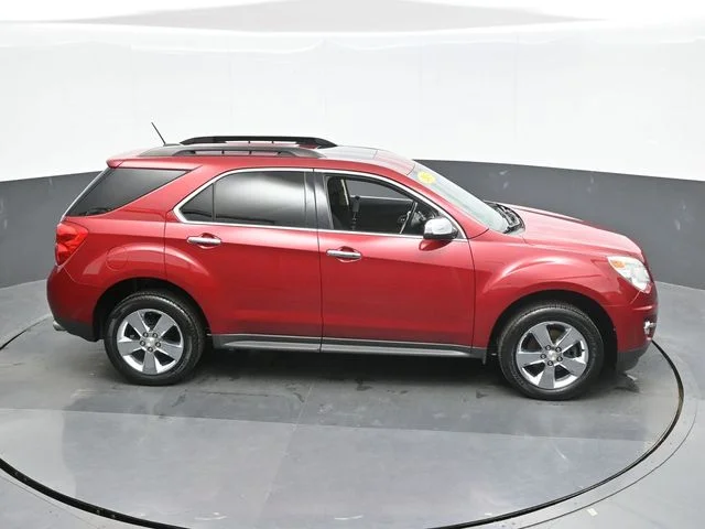 Used 2015 Red Chevrolet LT image 16