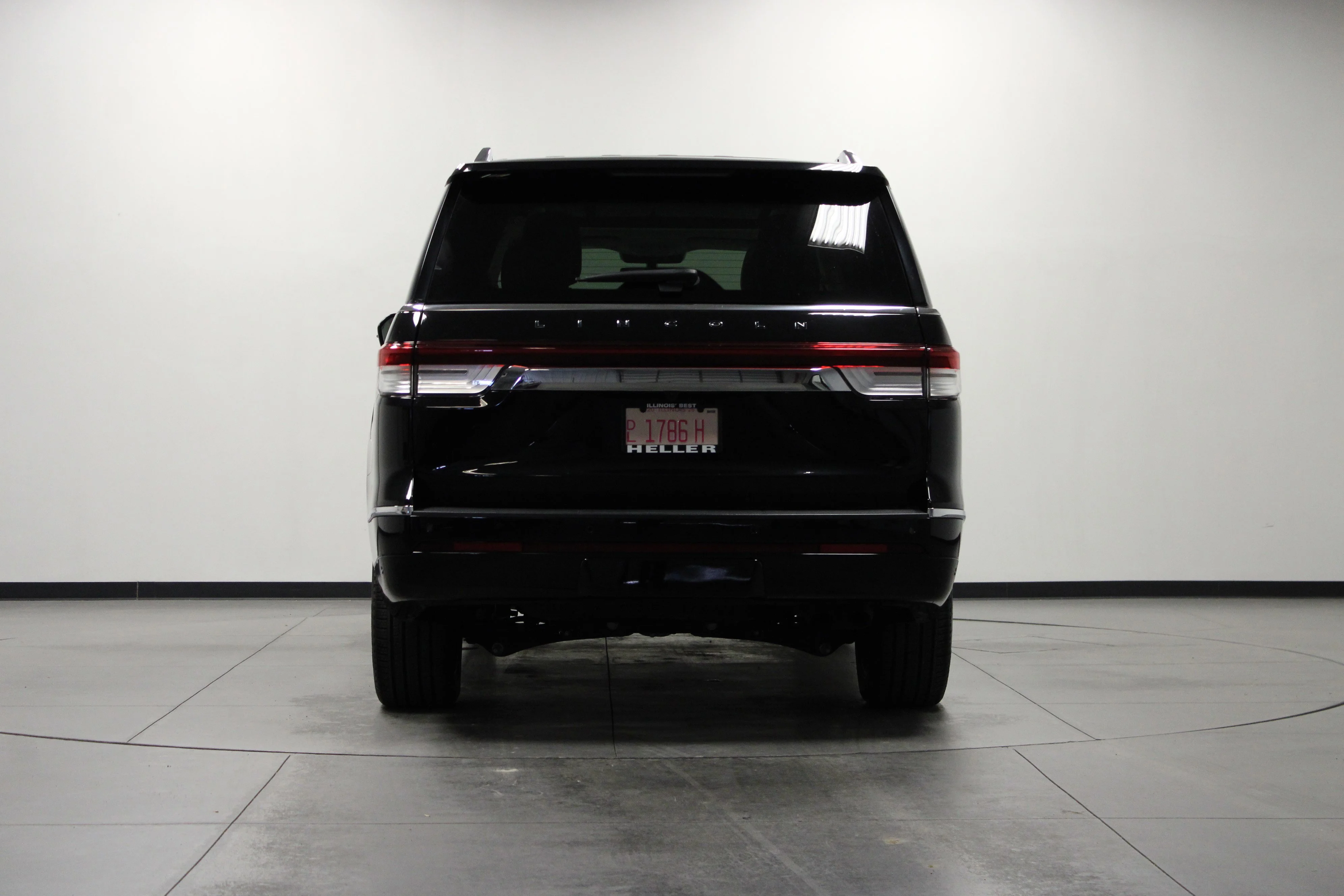 Used 2023 Black Metallic Lincoln Black Label image 5