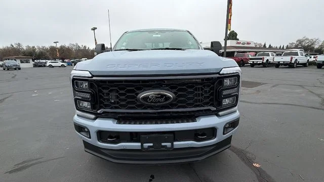 New 2026 Glacier Gray Metallic Tri-Coat Ford F-250® Lariat® image 8