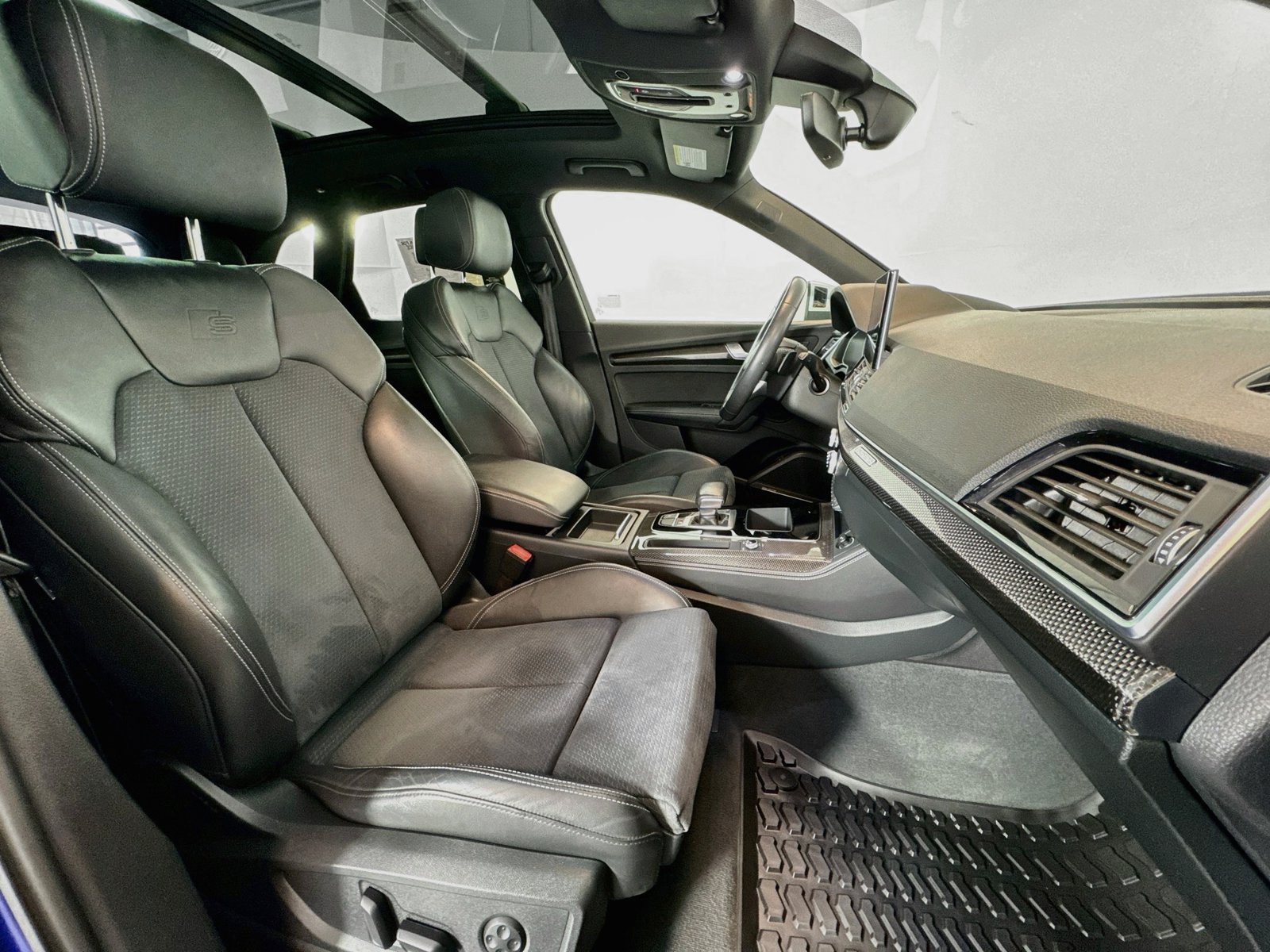 Used 2022 Blue Audi Premium Plus image 27