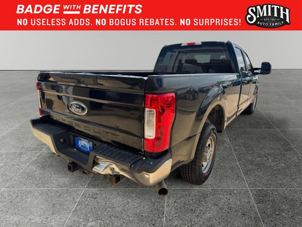 Used 2017 Shadow Black Ford XL image 8