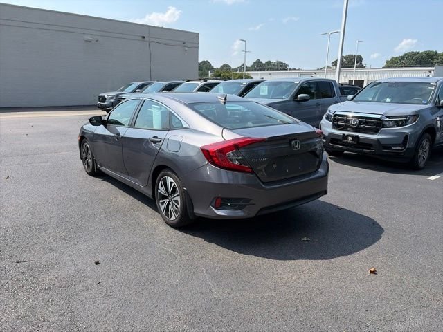 Used 2017 Modern Steel Metallic Honda EX-T image 7