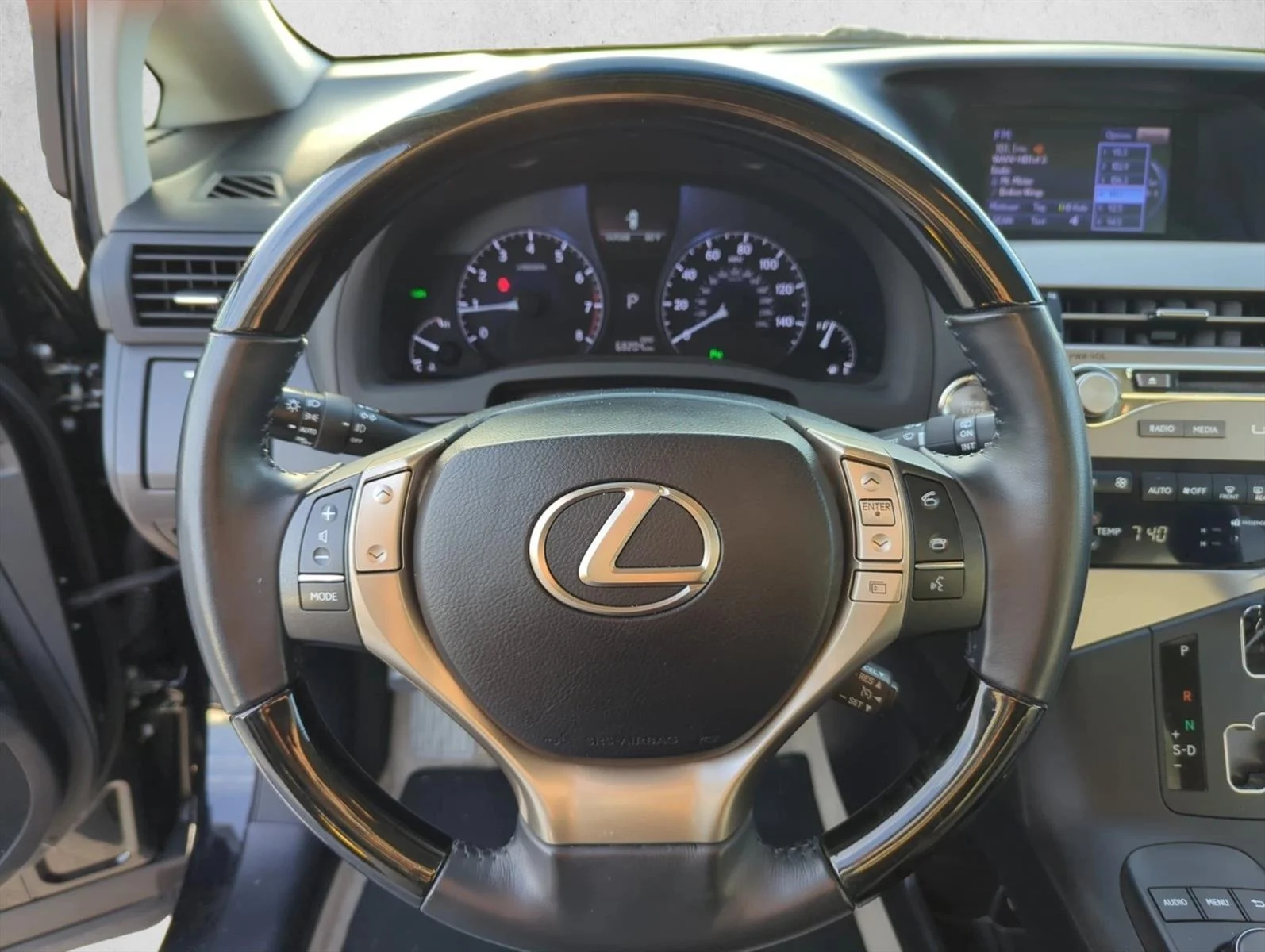 Used 2015 Obsidian Lexus  image 15