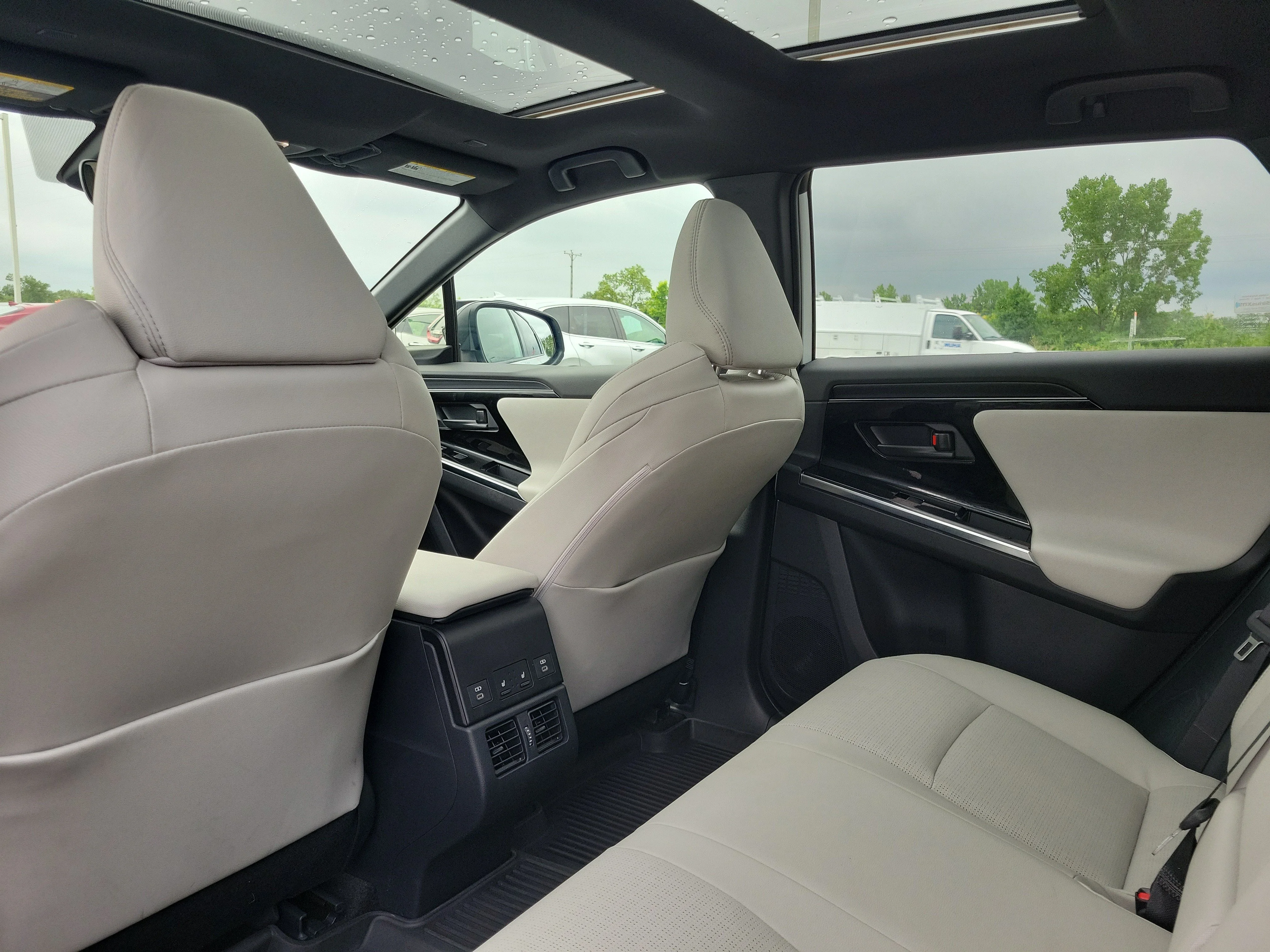 Certified Used 2023 WHITE Toyota Limited image 14
