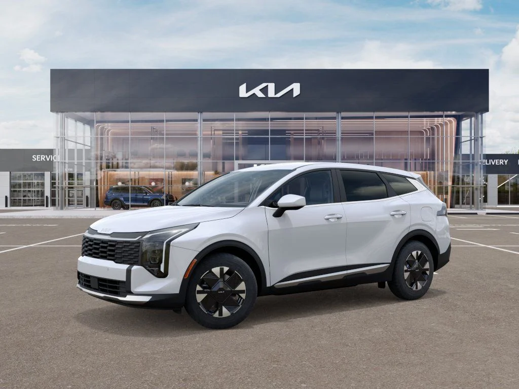 New 2027 Snow White Pearl Kia LX image 2
