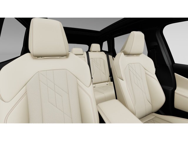 New 2026 Mineral White Metallic BMW 30 xDrive image 11