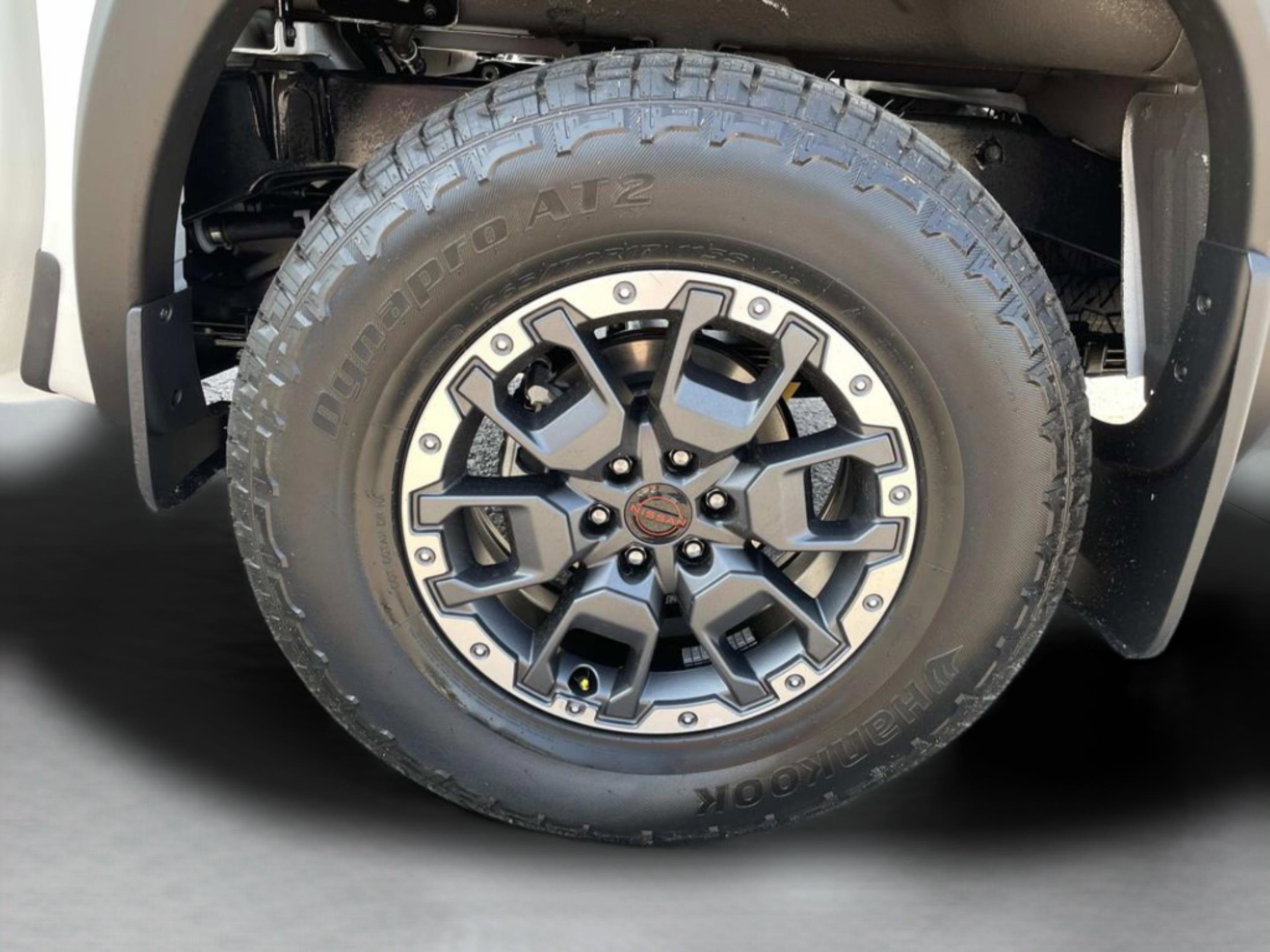New 2026 Glacier White Nissan PRO-4X image 30