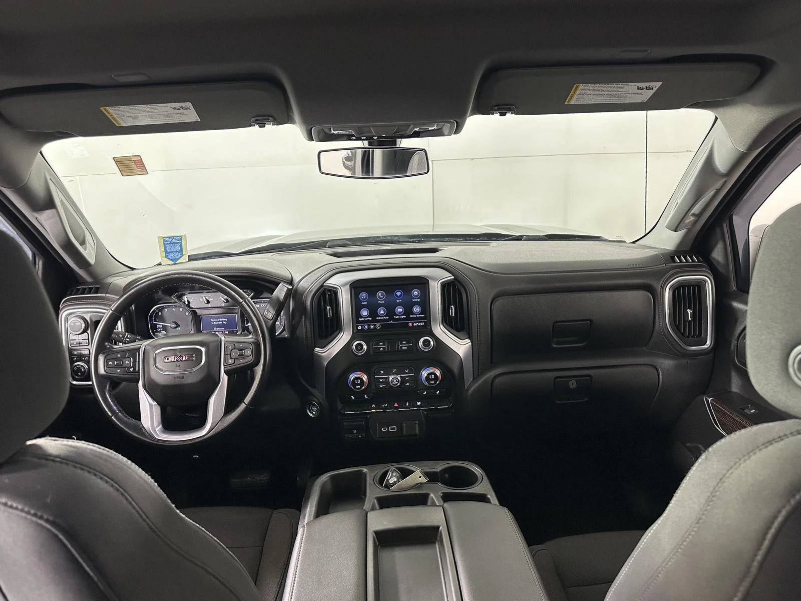 Used 2020 Onyx Black GMC Elevation image 39