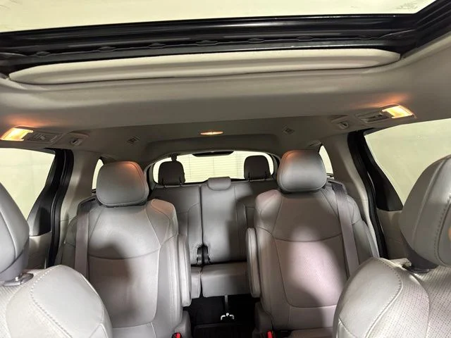 Certified Used 2021 Blizzard Pearl Toyota Limited image 14