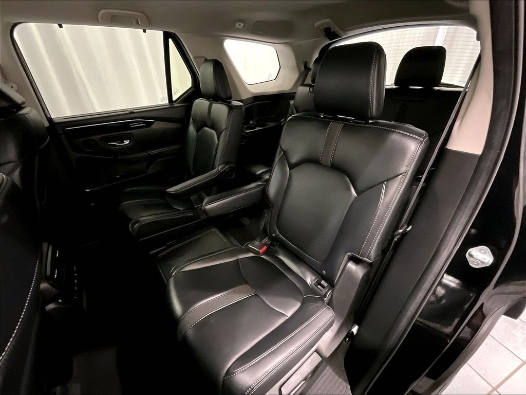 Used 2023 Black Honda EX-L image 15