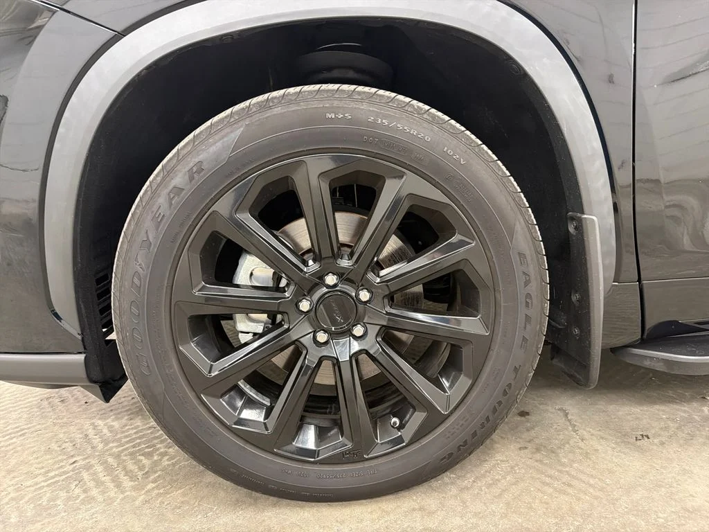 Certified Used 2022 Black Toyota Platinum image 14