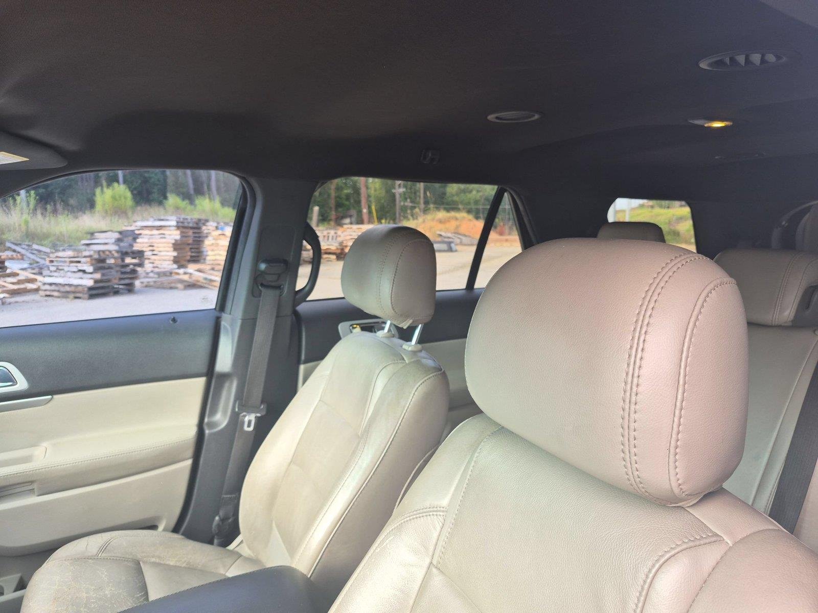 Used 2014 Tuxedo Black Metallic Ford XLT image 16