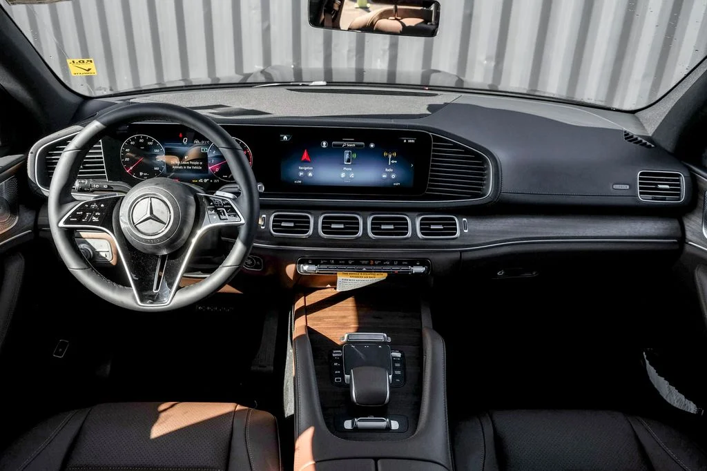New 2026 Obsidian Black Metallic Mercedes-Benz GLS 450 image 23