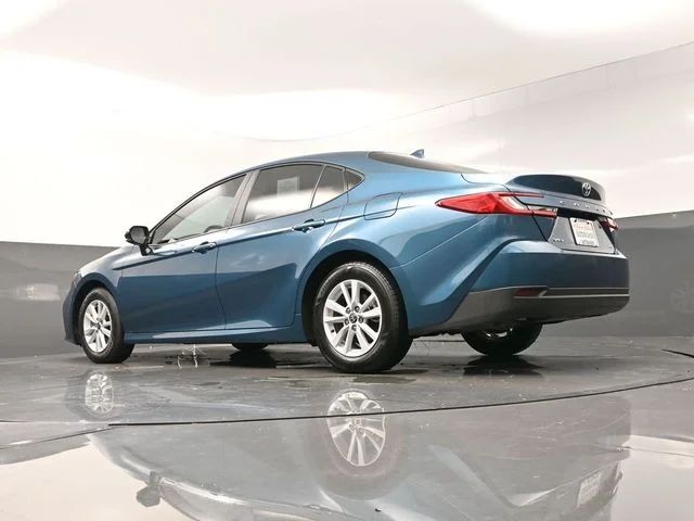 Used 2026  Toyota LE image 36