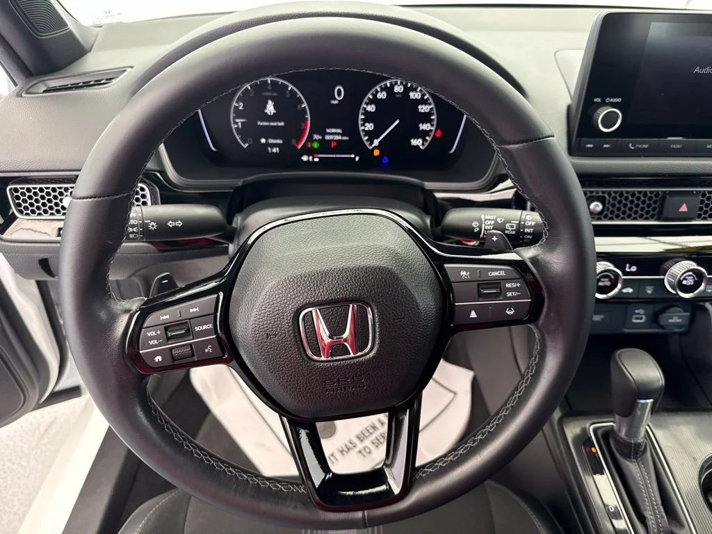2024 Honda Civic SPORT Hatchback Slide 23
