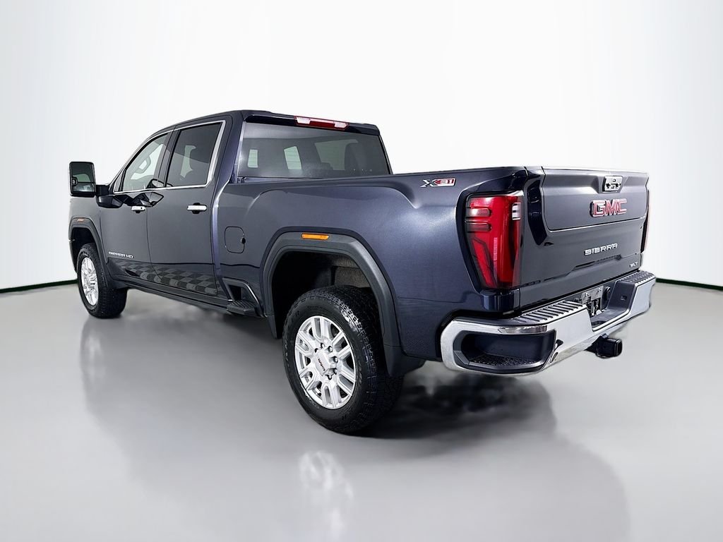 Used 2024 Silver GMC SLT image 3