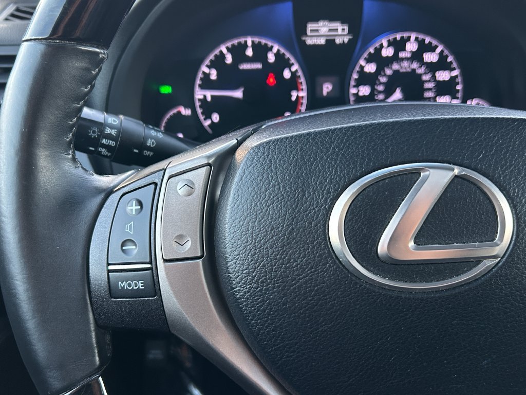 Used 2015 Starfire Pearl Lexus 350 image 18