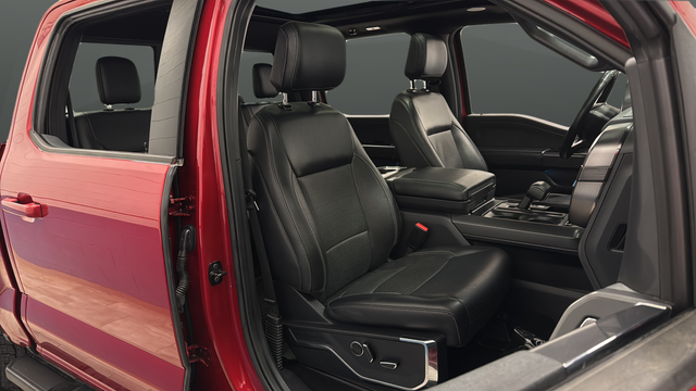 Used 2024 Rapid Red Metallic Tinted Clearcoat Ford Lariat image 25