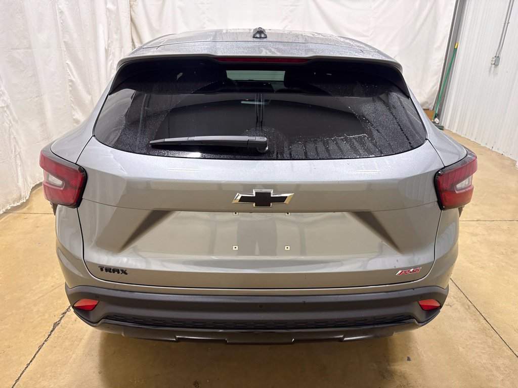 New 2026 Sterling Gray Metallic Chevrolet 1RS image 7