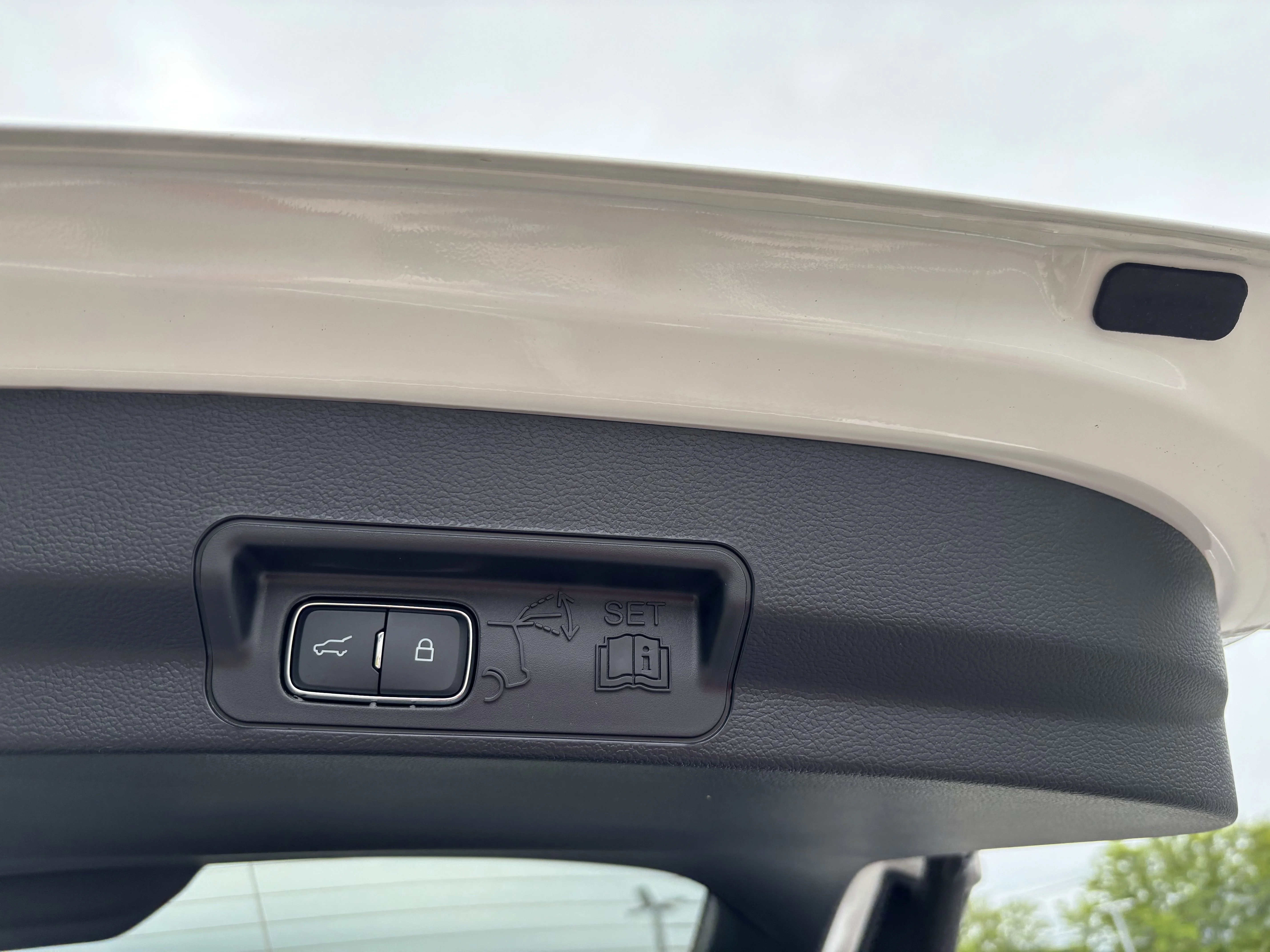 2026 Ford Explorer Tremor - Photo 38