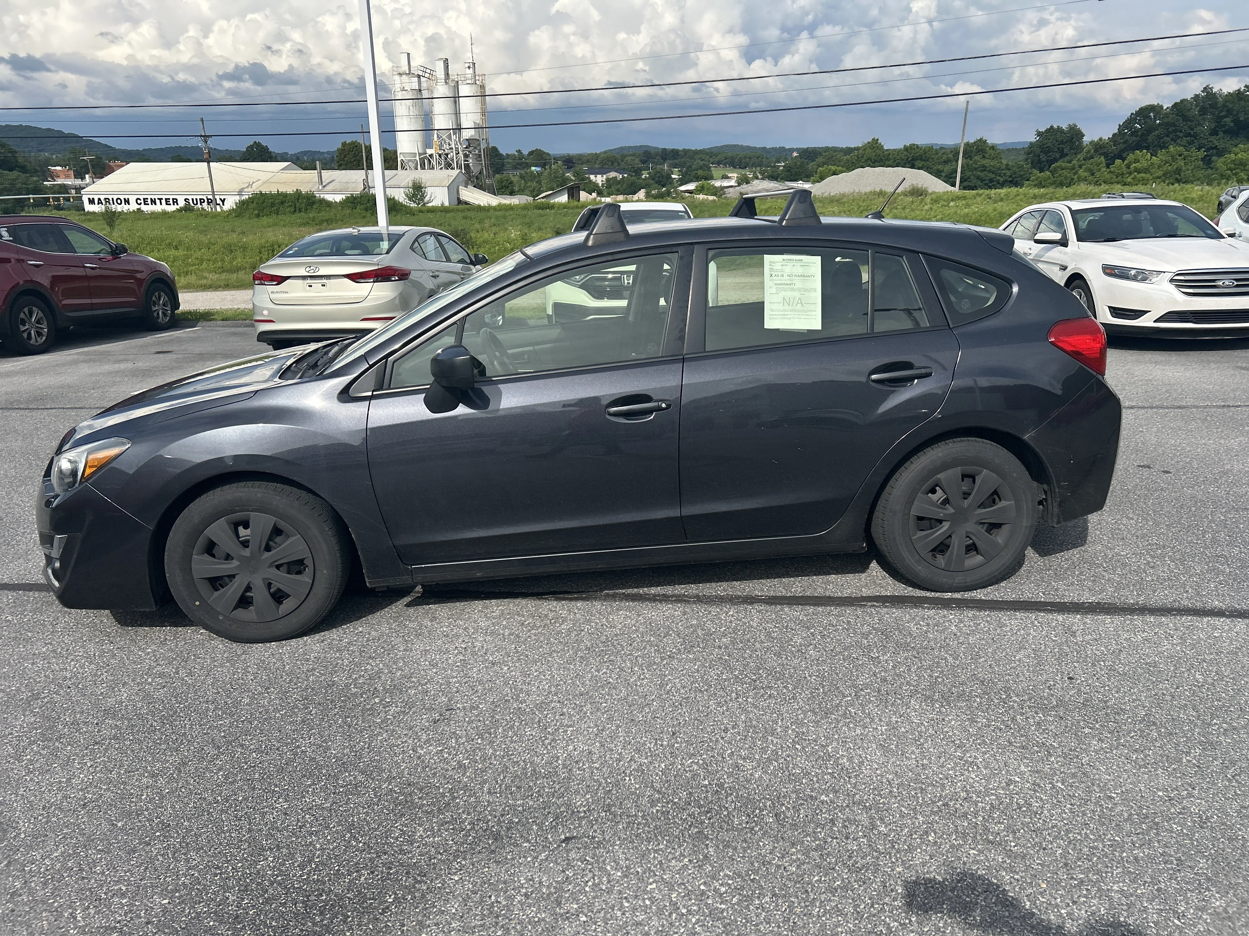 Used 2015 Dark Gray Metallic Subaru 2.0i image 11