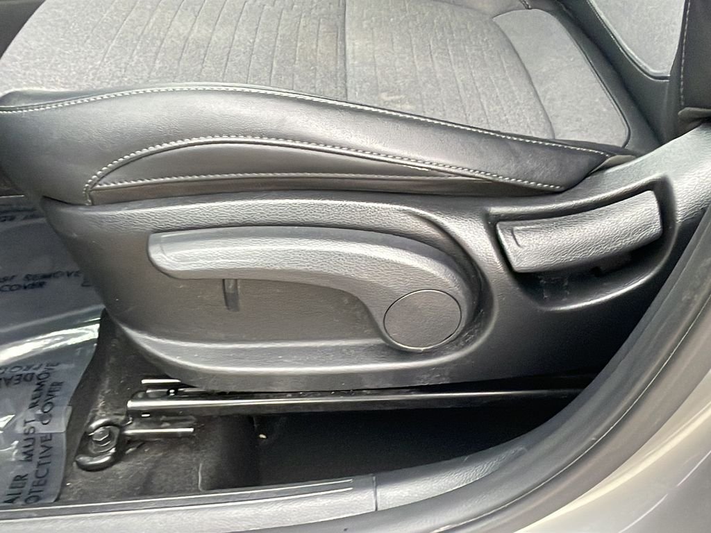 Used 2023 Gray Kia S image 33