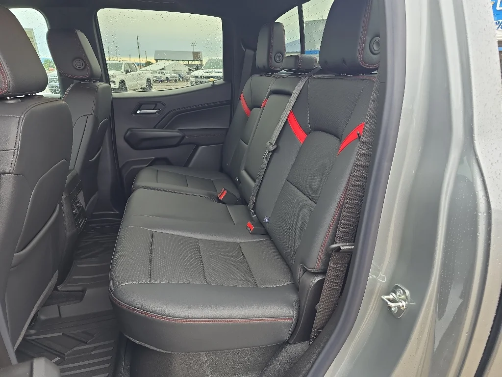 2026 Chevrolet Colorado Z71 - Photo 20
