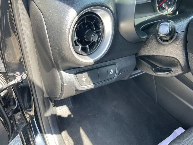 Used 2024 Black Kia LXS image 21