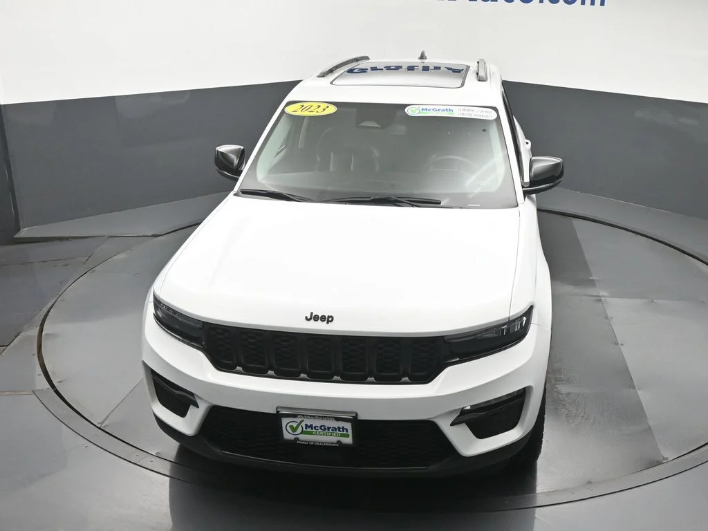 Used 2023 White Jeep Limited image 26
