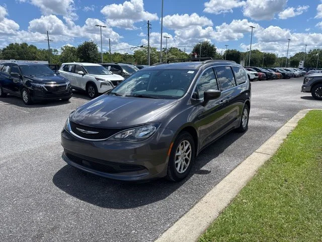 2021 Chrysler Voyager LXI