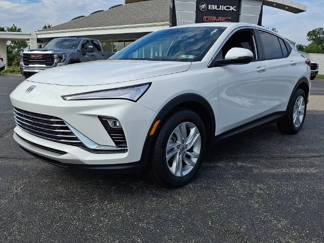 New 2026 Summit White Buick Preferred image 3
