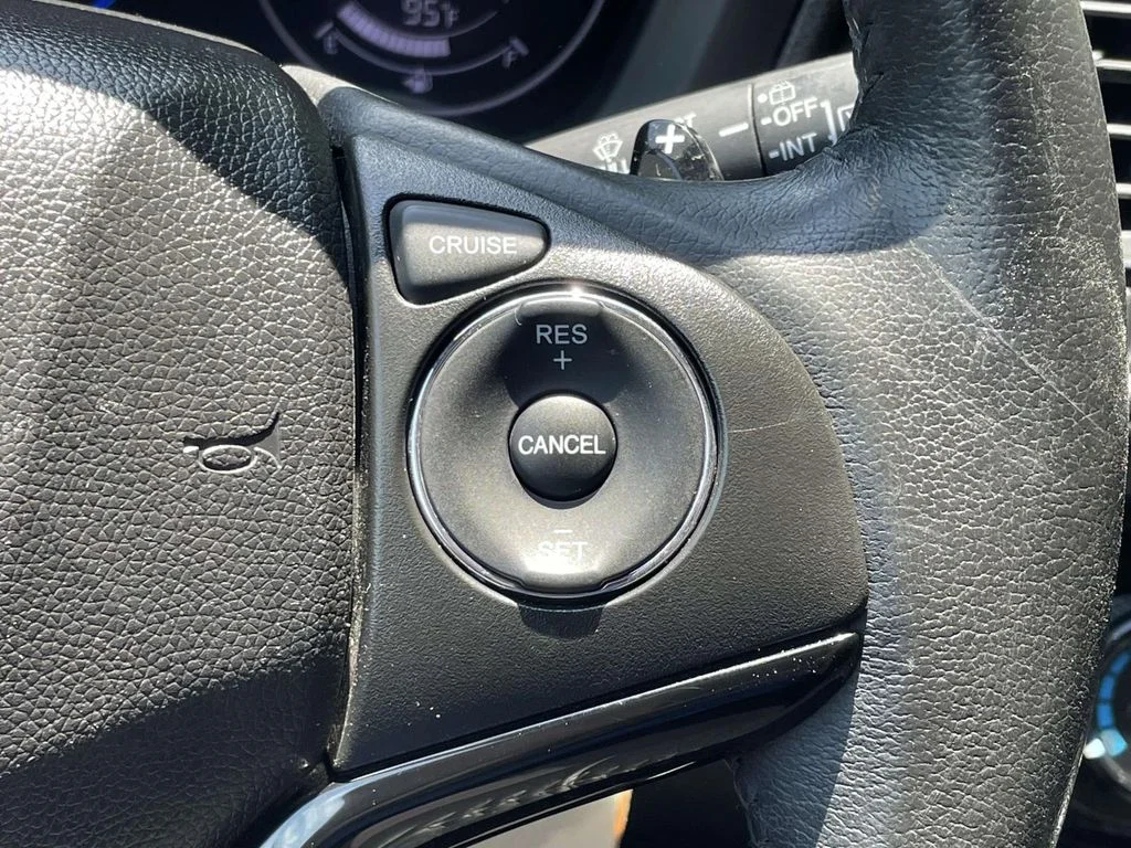 Used 2019  Honda Sport image 20