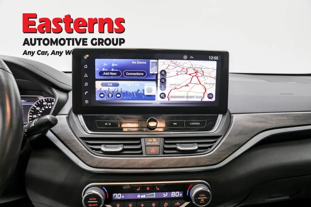 Used 2023 Black Nissan 2.5 SL image 12