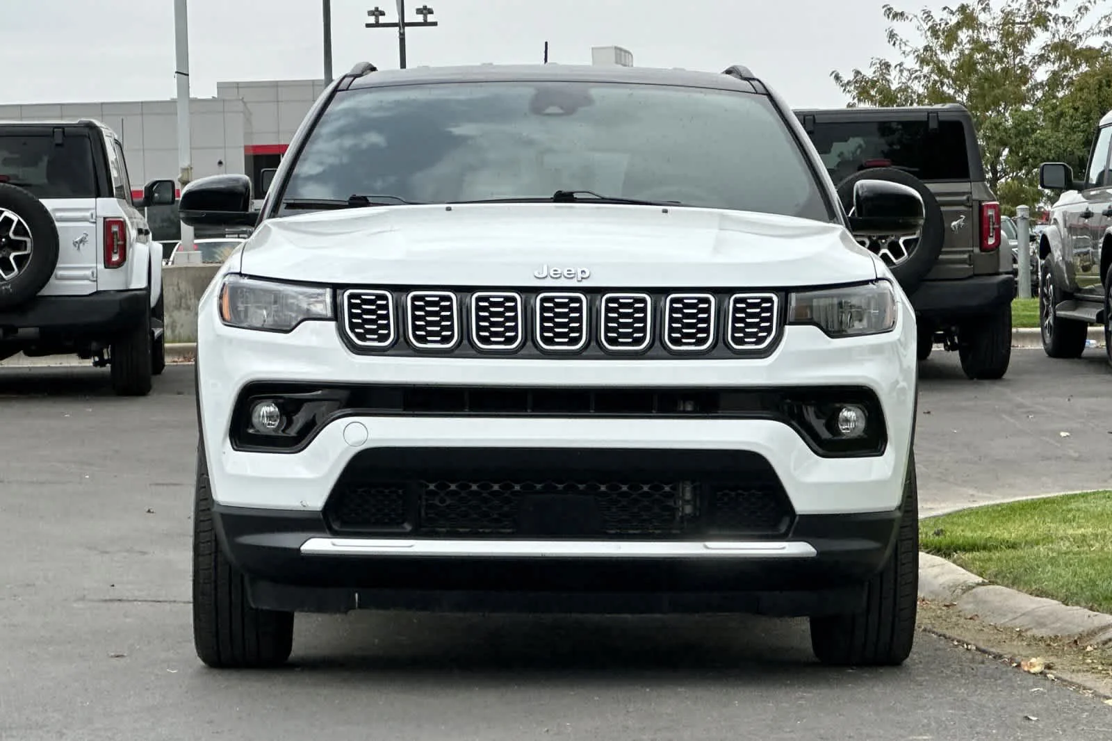 Certified Used 2025 Bright White Clearcoat Jeep Limited image 10