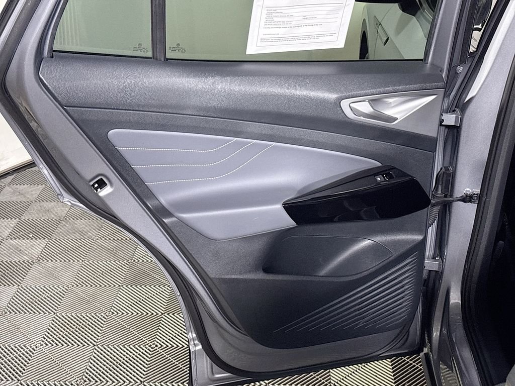 Certified Used 2023 Silver Mist Metallic Volkswagen Pro S image 22