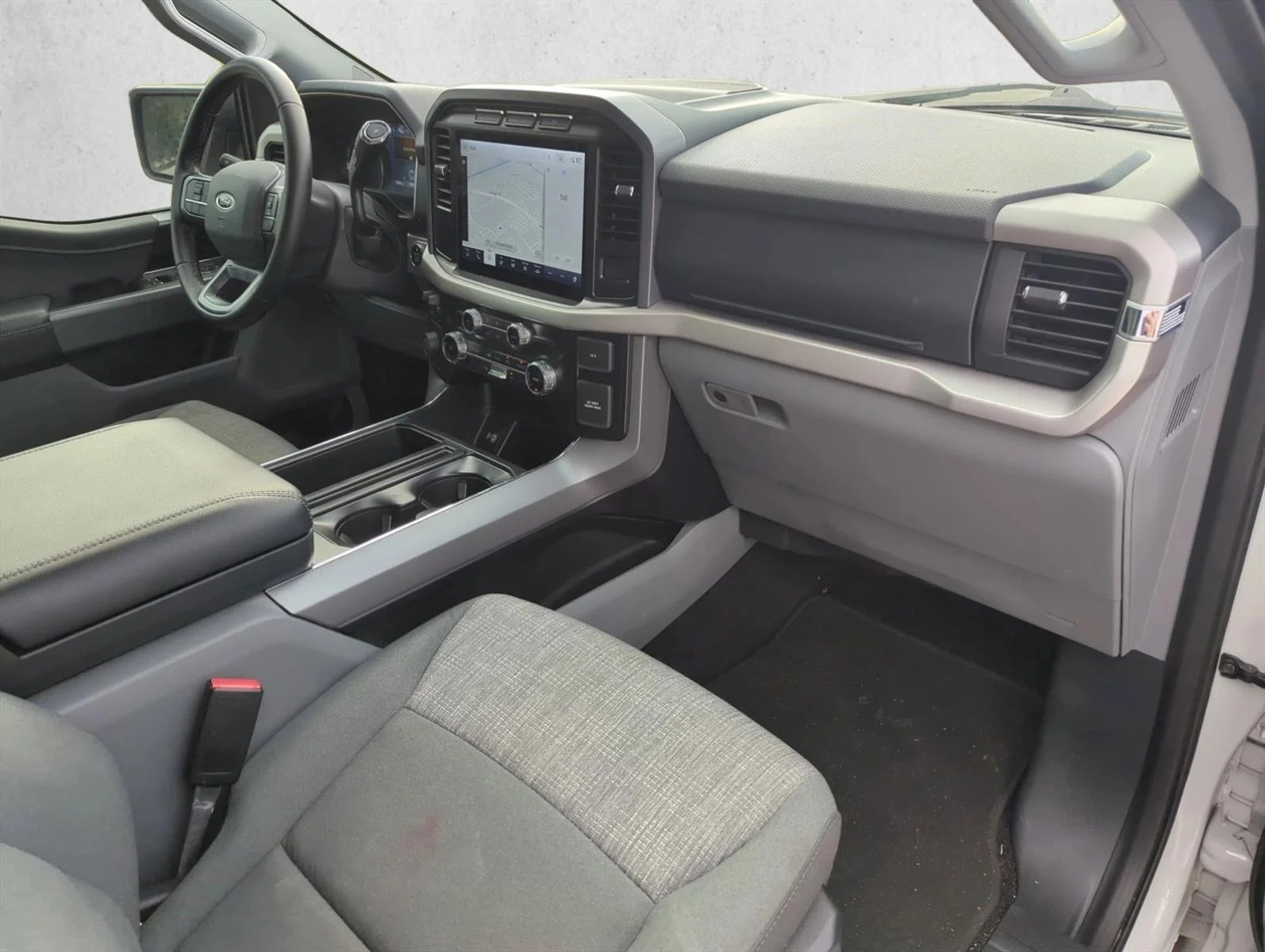 Used 2023 Avalanche Ford XLT image 24