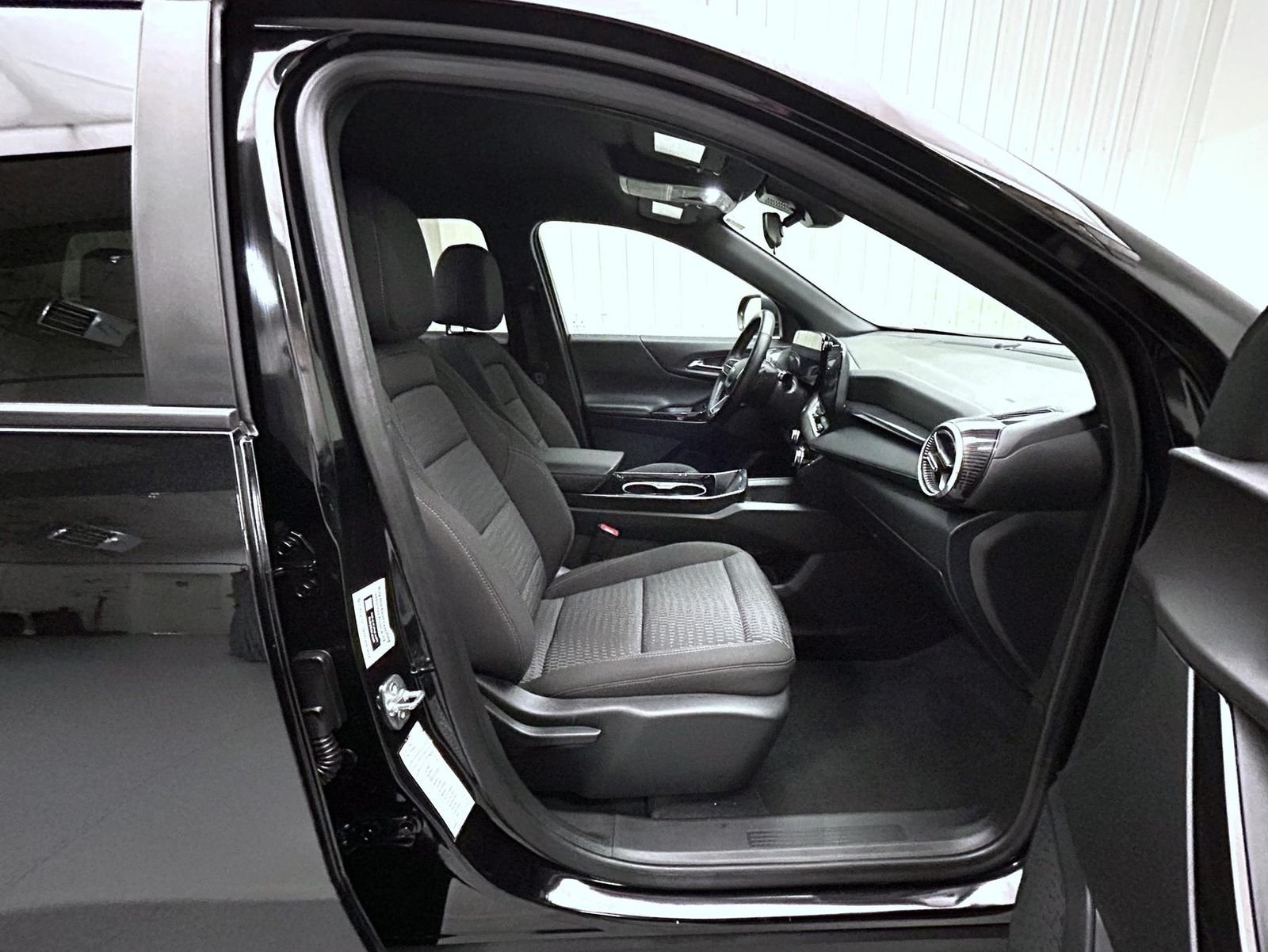 Used 2025 Black Chevrolet LT image 15